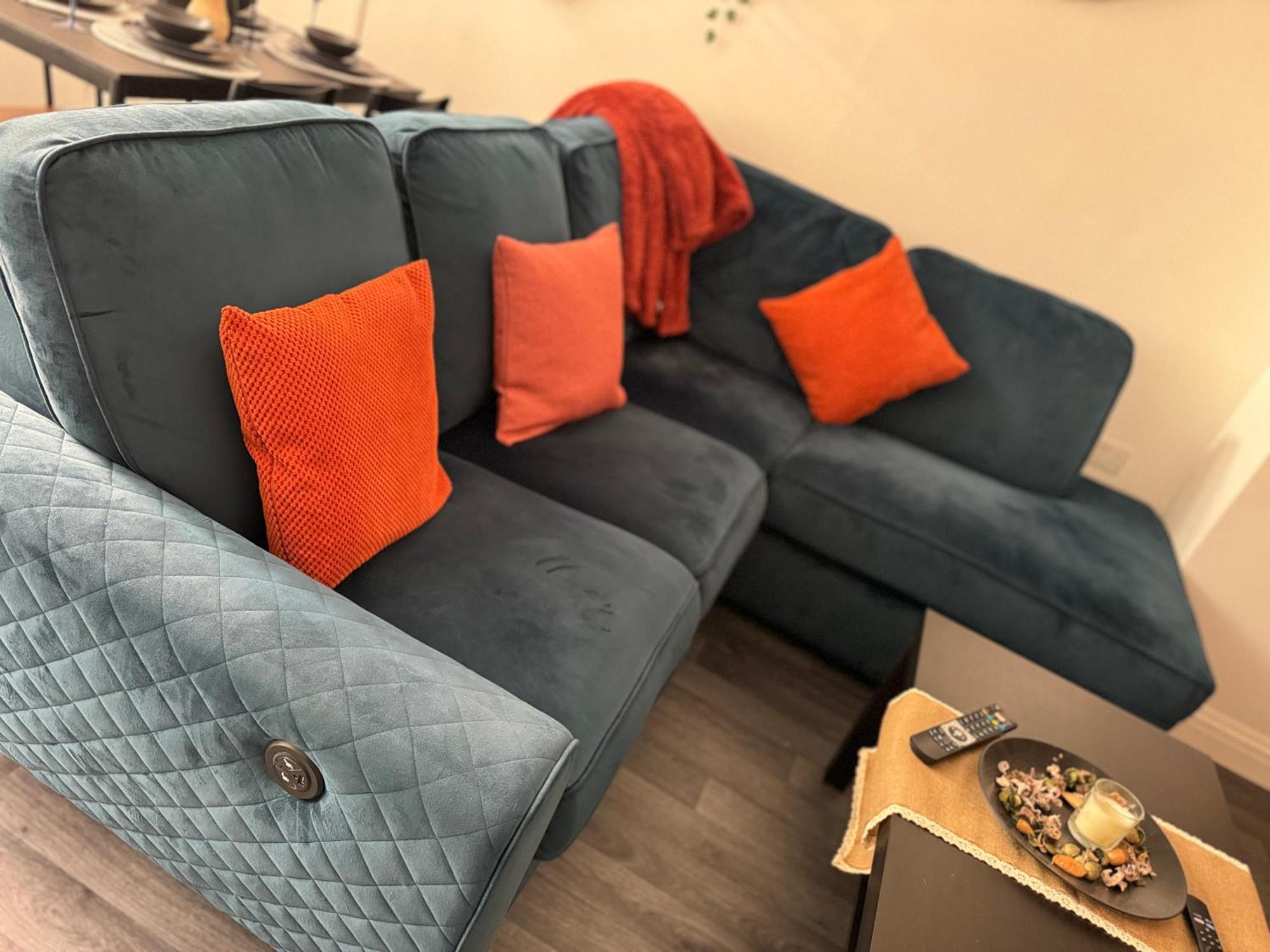 Group Bookings: Up To 30 Guests Across 5 Spacious Flats! Keyless Access Free Wifi & Parking Бирмингем Экстерьер фото